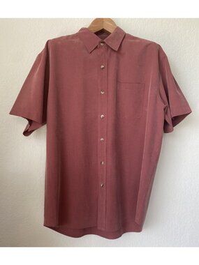 TravelSmith Red Short Sleeve Button Down Men's XL